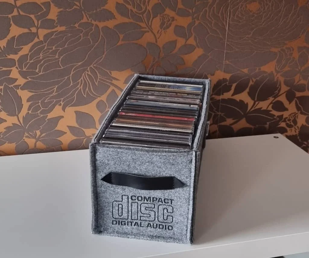 Filzkorb für CD´s mit Ledergriff und gelasertem Motiv