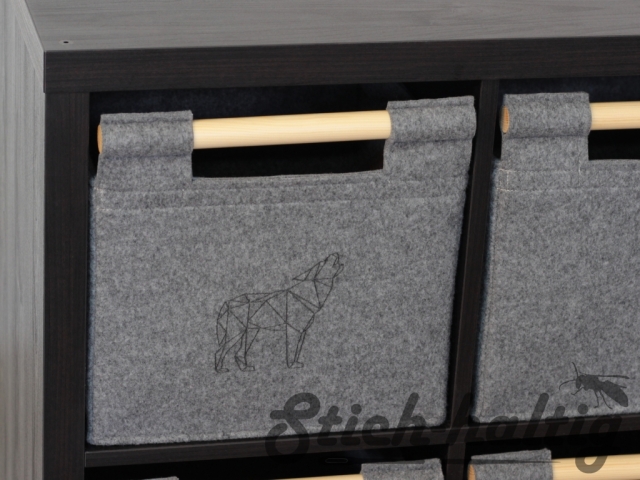 Stabile Regalboxen aus Filz mit praktischen Holzgriffen