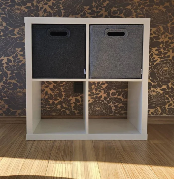 Regaleinsatz minimalistisch