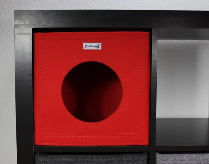 Katzenhöhle aus Filz rot