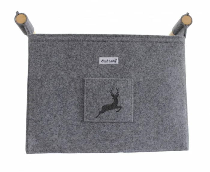Filz springender Hirsch